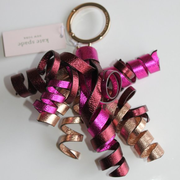 NWT Kate Spade Wrapping Ribbon Party Key FOB Keychain Bag Charm - Picture 1 of 2